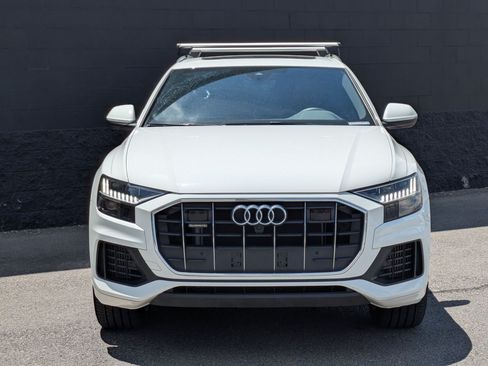 Used 2023 Audi Q8 Premium w/ Convenience Package AWD/4WD image 2