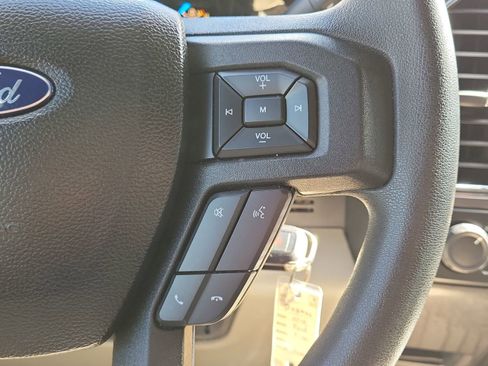 Used 2016 Ford F150 XLT RWD image 24