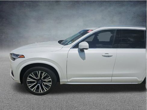 Used 2020 Volvo XC90 T6 Momentum w/ Protection Package Premier AWD/4WD image 11
