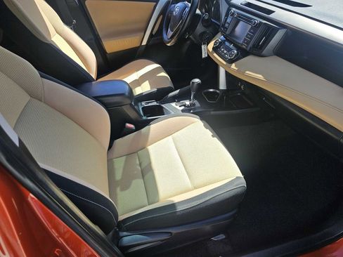 Used 2016 Toyota RAV4 XLE FWD image 22