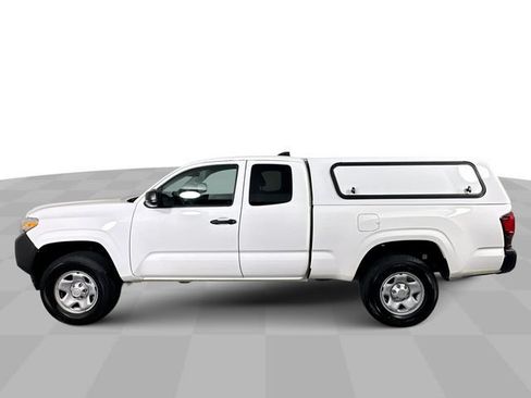 Used 2023 Toyota Tacoma SR RWD image 5