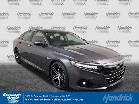 Certified 2021 Honda Accord Touring image 1