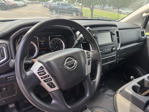 Used 2019 Nissan Titan S w/ S Utility Package RWD image 16