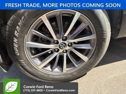 Used 2017 Toyota Highlander XLE AWD/4WD image 20