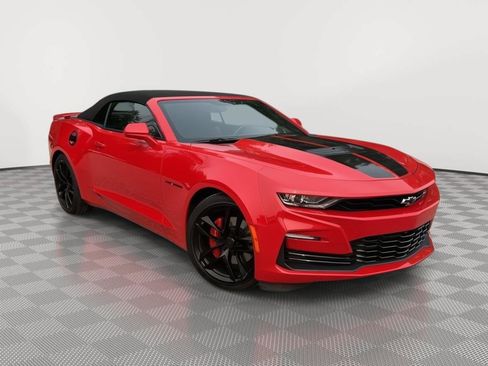 Used 2023 Chevrolet Camaro SS RWD image 11