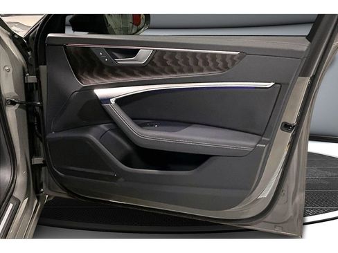 Used 2022 Audi A6 Premium Plus image 25