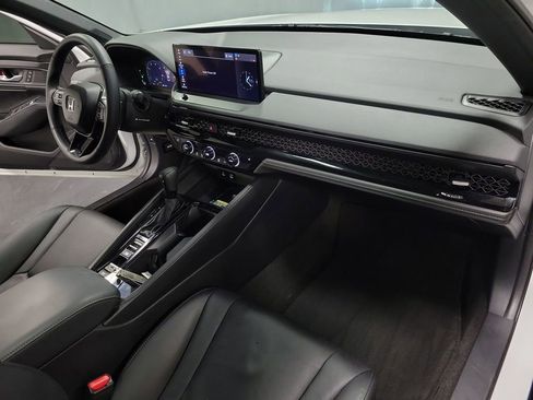 Used 2025 Honda Accord Sport image 23