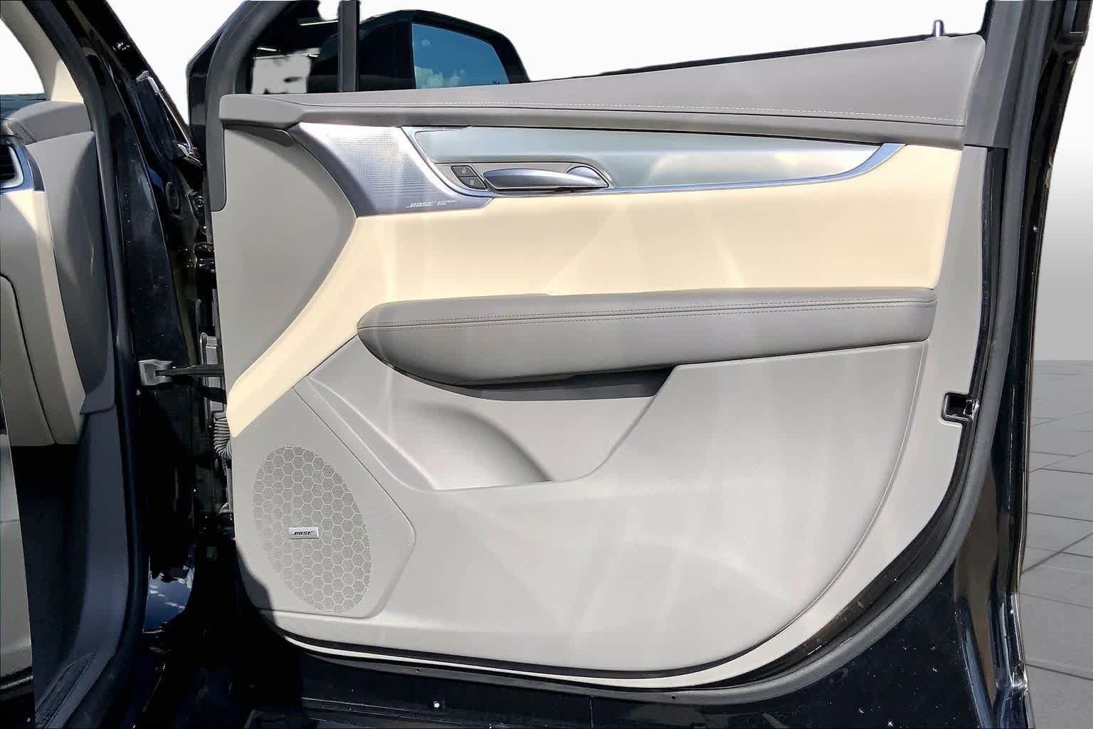 Used 2023 Cadillac XT5 Premium Luxury FWD image 23