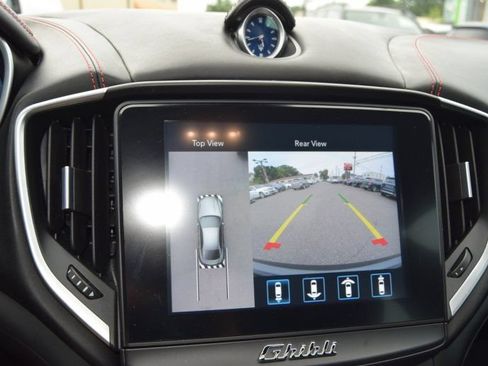 Used 2019 Maserati Ghibli S GranLusso AWD/4WD image 30