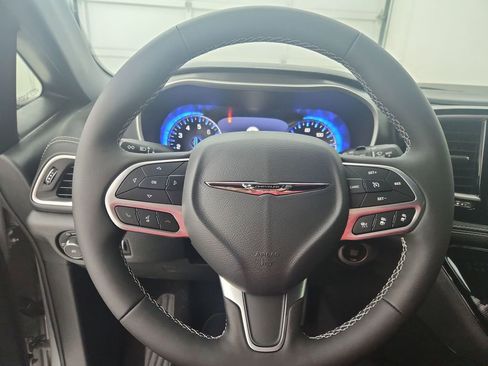 New 2026 Chrysler Pacifica Select image 14