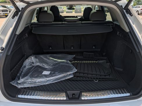Certified 2025 Audi Q5 Premium w/ Premium Plus AWD/4WD image 18