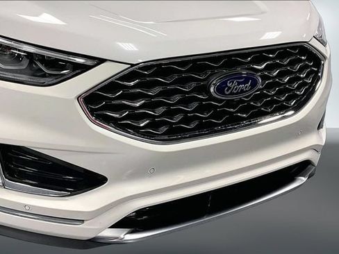Used 2023 Ford Edge Titanium w/ Equipment Group 301A AWD/4WD image 30