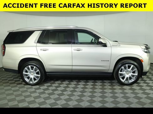 Used 2021 Chevrolet Tahoe High Country w/ Premium Package image 4