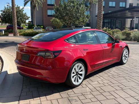 Used 2022 Tesla Model 3 RWD image 3