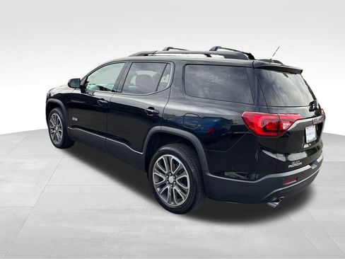 Used 2017 GMC Acadia SLT image 4