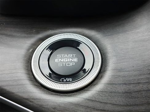 Used 2022 Jeep Grand Cherokee L Limited image 20