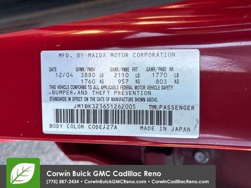 Used 2005 MAZDA MAZDA3 s w/ Moonroof & 6-CD Pkg image 31