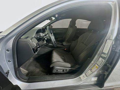 Used 2023 Honda Accord Sport image 13