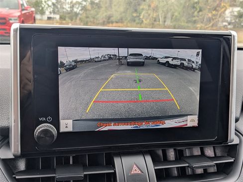 Used 2023 Toyota RAV4 LE image 20