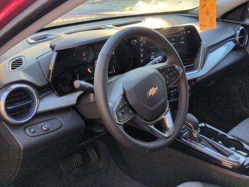 New 2026 Chevrolet Trax LT w/ Driver Confidence Package image 11