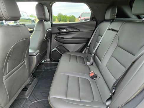 Used 2025 Chevrolet TrailBlazer ACTIV w/ Convenience Package FWD image 14