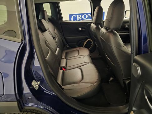 Used 2017 Jeep Renegade Limited AWD/4WD image 24