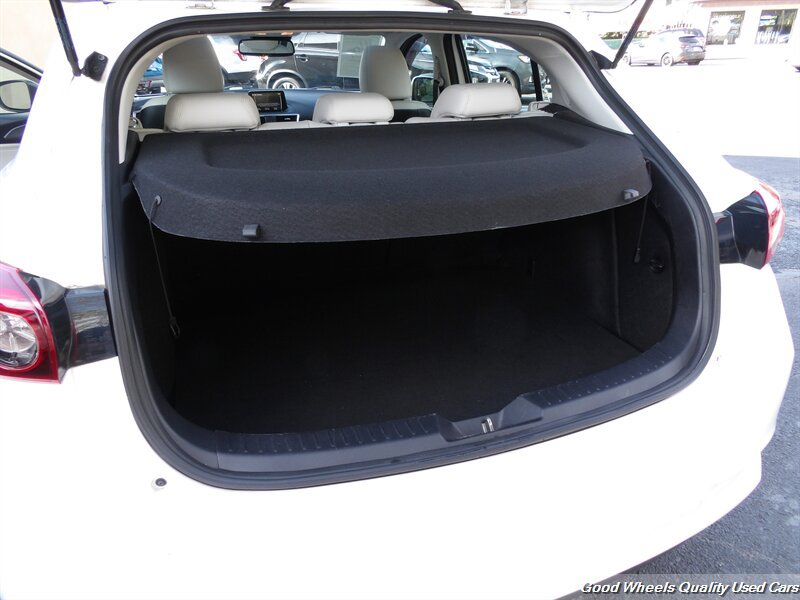 Used 2017 MAZDA MAZDA3 Grand Touring w/ Premium Equipment Package FWD image 21