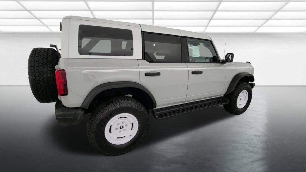 New 2026 Ford Bronco Heritage Edition AWD/4WD image 8