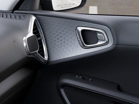 New 2025 Kia Soul LX w/ LX Technology Package image 25