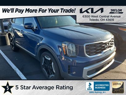 Used 2023 Kia Telluride S w/ S Sunroof Package