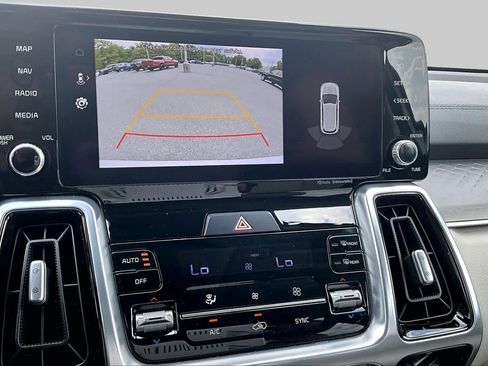 Used 2022 Kia Sorento SX FWD image 26
