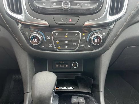 Used 2024 Chevrolet Equinox Premier FWD image 28