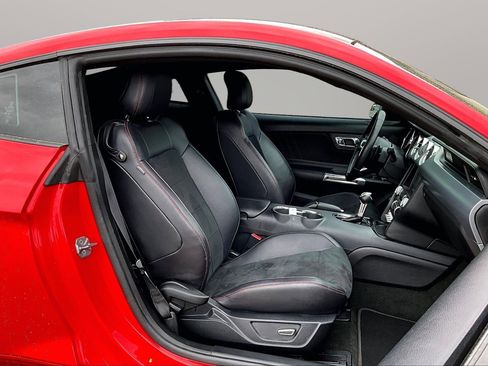 Used 2016 Ford Mustang GT Premium RWD image 7