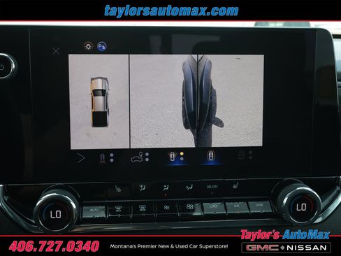 Used 2025 Chevrolet Colorado Trail Boss AWD/4WD image 24