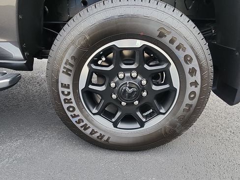 Used 2025 RAM 3500 Laramie w/ Towing Technology Group image 13