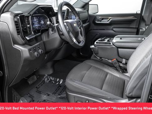 Used 2024 Chevrolet Silverado 1500 LT AWD/4WD image 7