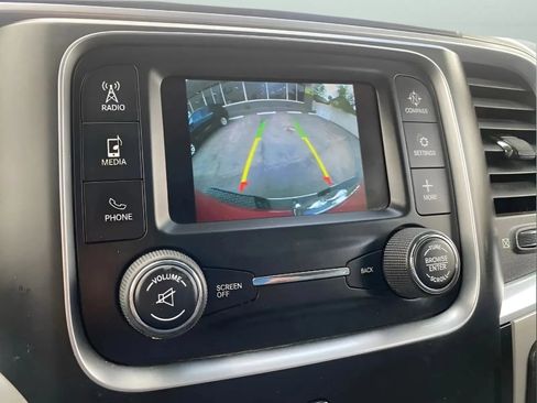 Used 2020 RAM 1500 Classic SLT RWD image 11