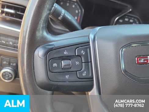 Used 2021 GMC Yukon SLT w/ SLT Luxury Plus Package RWD image 11