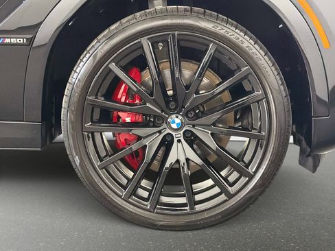 Used 2024 BMW X6 M60i AWD/4WD image 18
