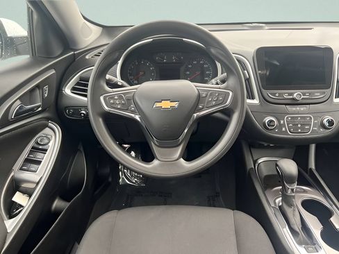 Used 2024 Chevrolet Malibu LT FWD image 13