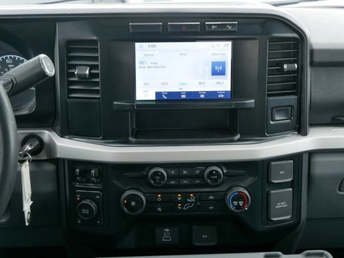 Certified 2024 Ford F350 XLT w/ FX4 Off-Road Package image 15