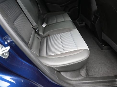 Used 2024 Chevrolet Trax LT FWD image 35