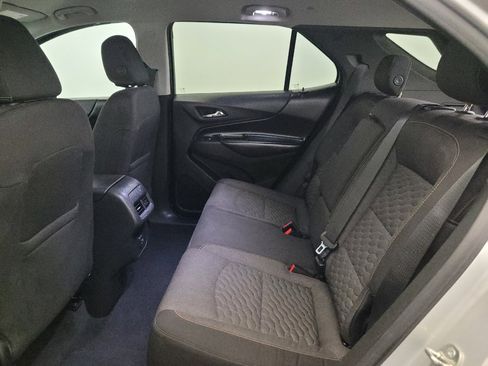 Used 2020 Chevrolet Equinox LT AWD/4WD image 18