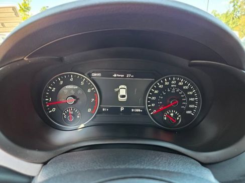 Used 2019 Kia Stinger GT1 RWD image 29
