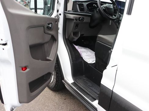 Used 2024 Ford Transit 350 XLT RWD image 10