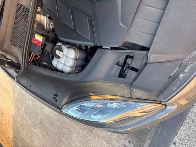 Used 2020 Porsche Cayenne AWD/4WD image 19