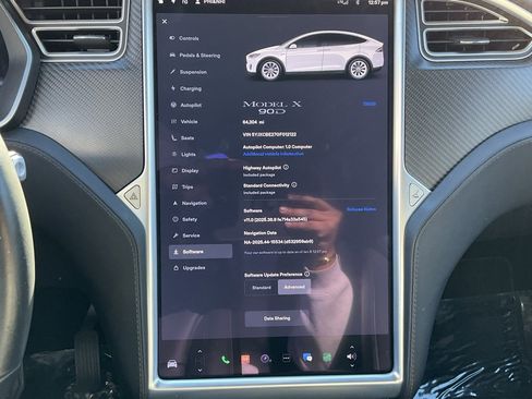 Used 2016 Tesla Model X 90D image 46