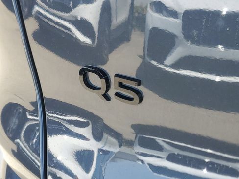 Used 2025 Audi Q5 Premium w/ Convenience Package AWD/4WD image 7
