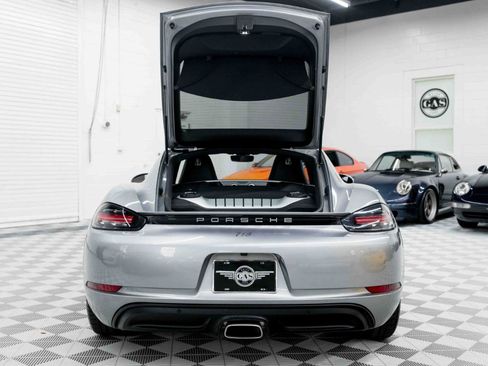 Used 2018 Porsche 718 Cayman RWD image 85