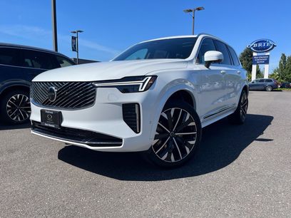 New 2026 Volvo XC90 T8 Plus w/ Protection Package Premier